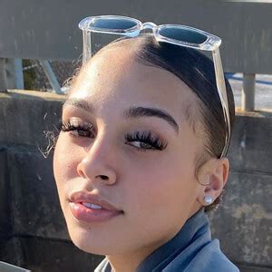 Janiya .